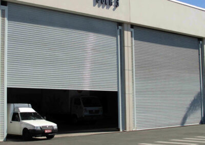 Fábrica de portas de enrolar automáticas