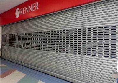 Indústria de portas de enrolar automáticas