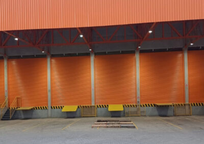 Porta automatizada de enrolar